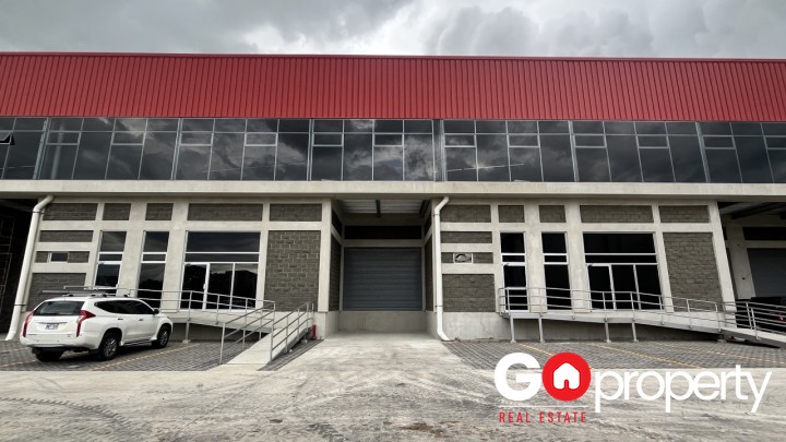 En Alquiler Bodega Industrial en el Coyol de Alajuela